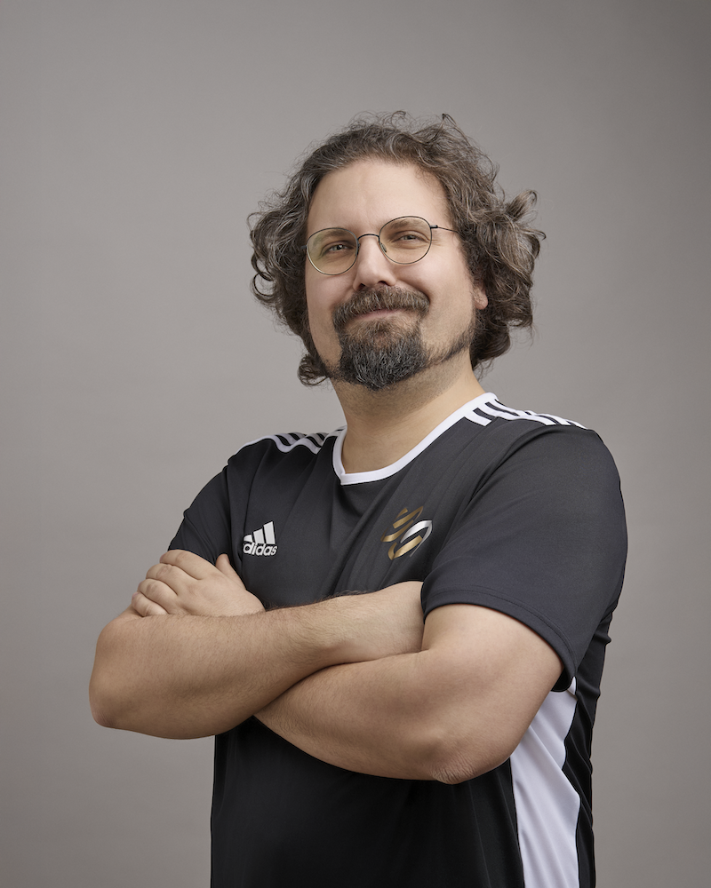 Employee Pascal Pascal